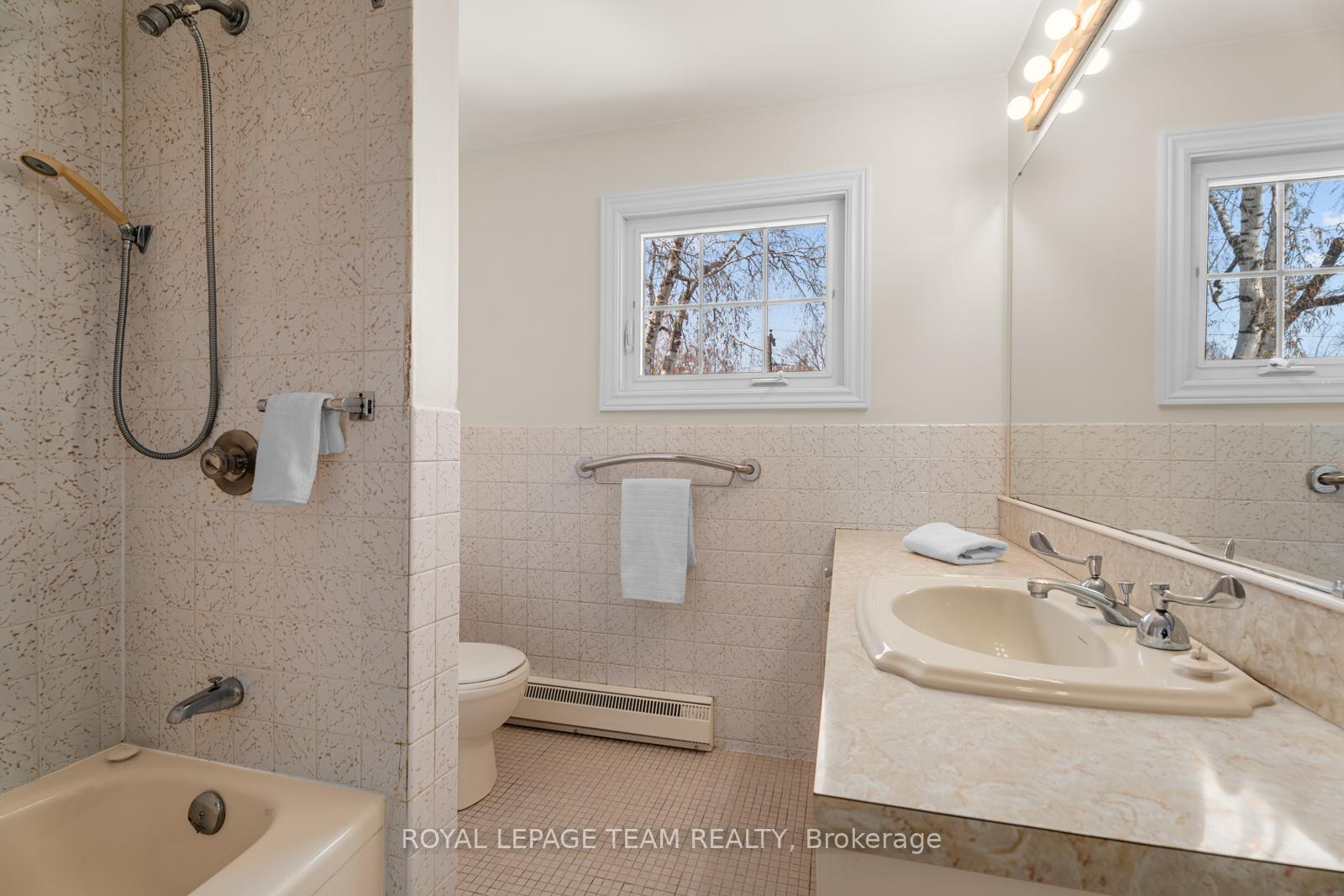 Photo 14 of 793 Dunloe Avenue, Ottawa, Manor Park — HOMEH