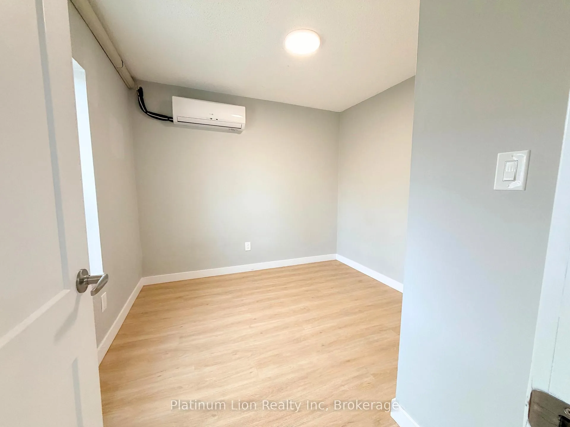 Photo 9 of Unit 5, 120 Charles Street, Hamilton, Durand — HOMEH