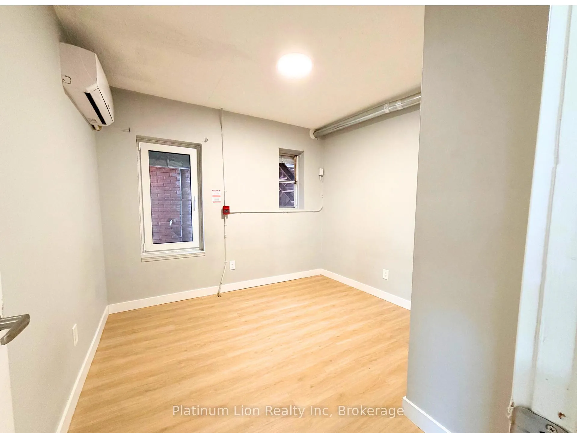 Photo 12 of Unit 5, 120 Charles Street, Hamilton, Durand — HOMEH