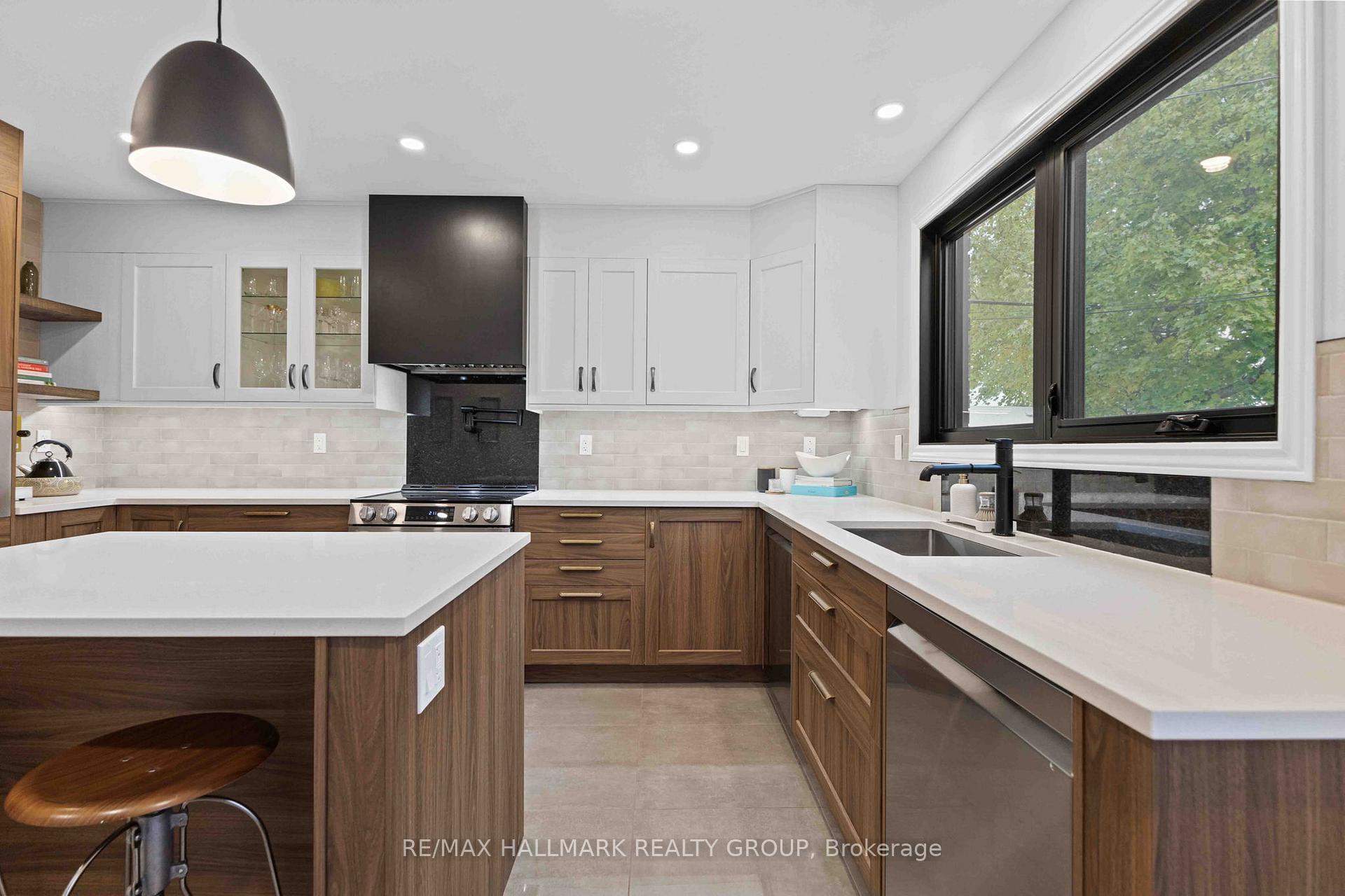 Photo 14 of 2186 Lenester Avenue, Ottawa, McKellar Heights/Glabar Park — HOMEH