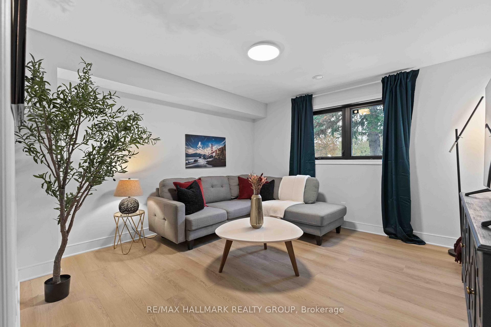 Photo 25 of 2186 Lenester Avenue, Ottawa, McKellar Heights/Glabar Park — HOMEH