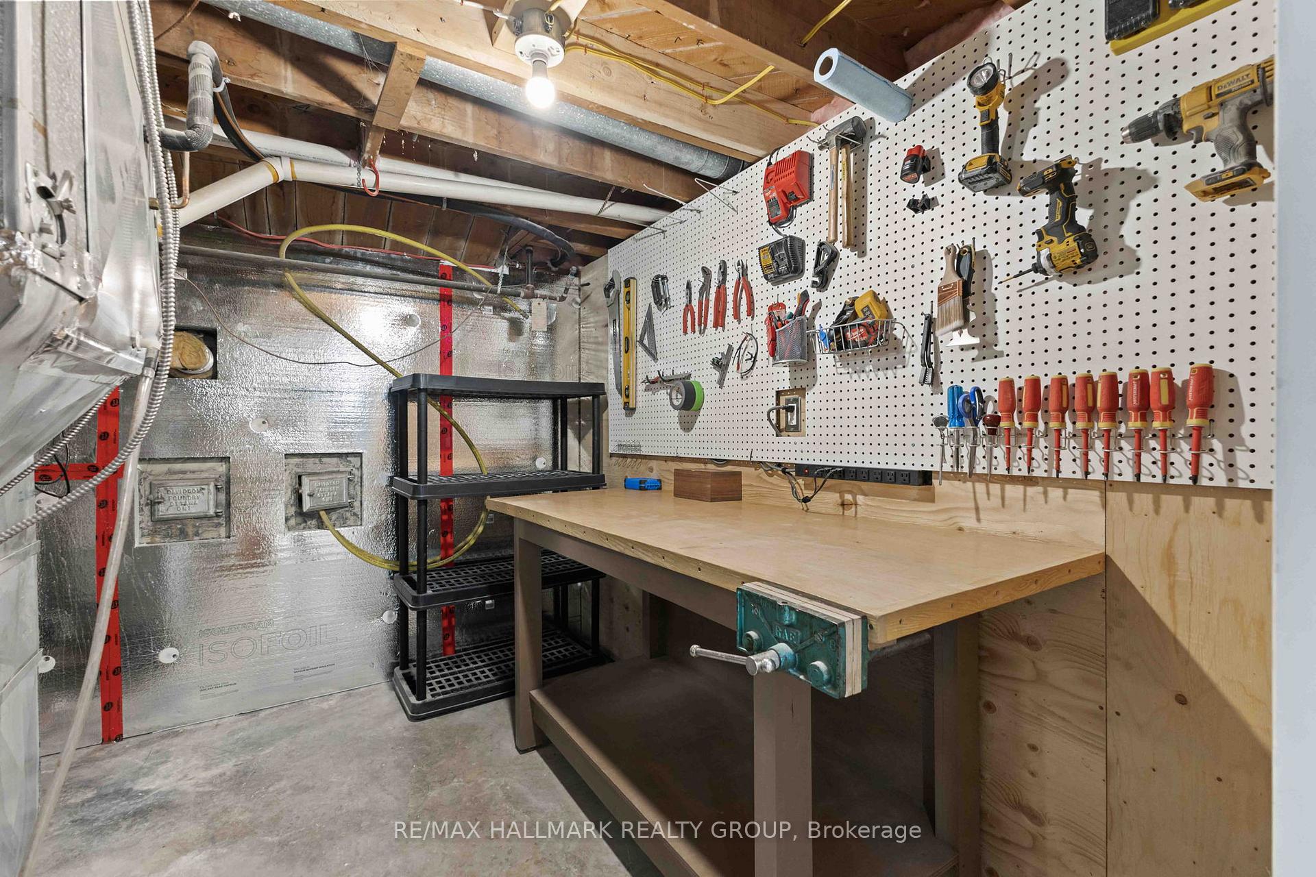 Photo 32 of 2186 Lenester Avenue, Ottawa, McKellar Heights/Glabar Park — HOMEH