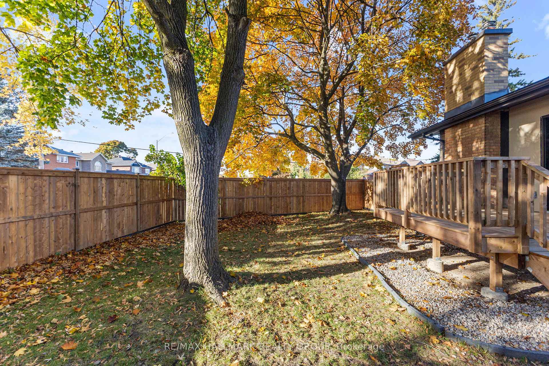 Photo 35 of 2186 Lenester Avenue, Ottawa, McKellar Heights/Glabar Park — HOMEH
