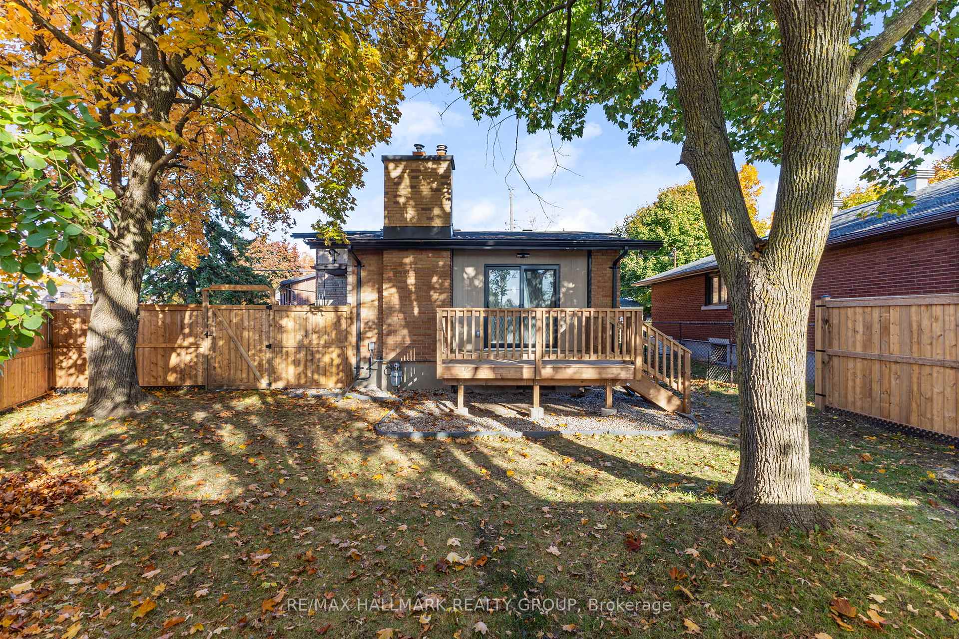 Photo 36 of 2186 Lenester Avenue, Ottawa, McKellar Heights/Glabar Park — HOMEH