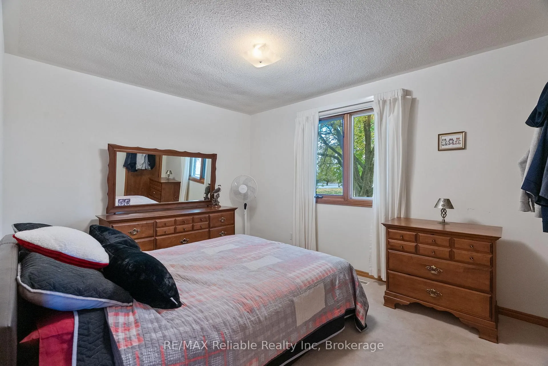 Photo 19 of 226 Main Street N, Huron East, Seaforth — HOMEH