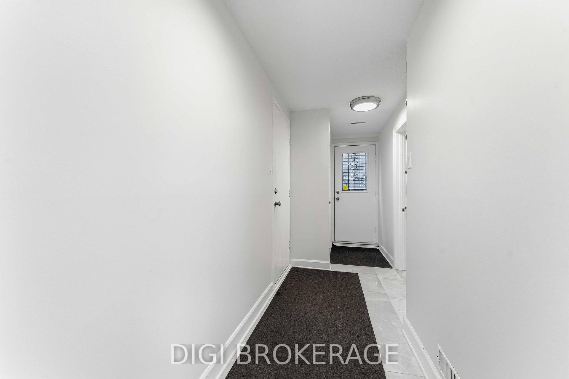 Photo 1 of 98 Gillespie Crescent, Ottawa, Hunt Club Woods — HOMEH