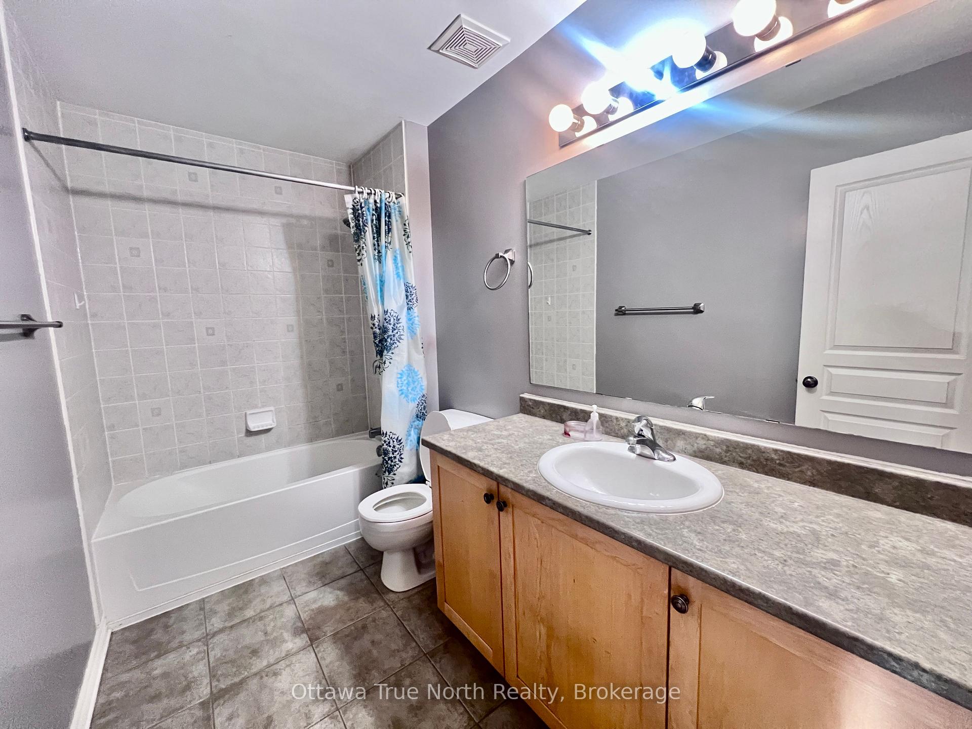 Photo 13 of 459 Celtic Ridge Crescent, Ottawa, Kanata - Morgan's Grant/South March — HOMEH