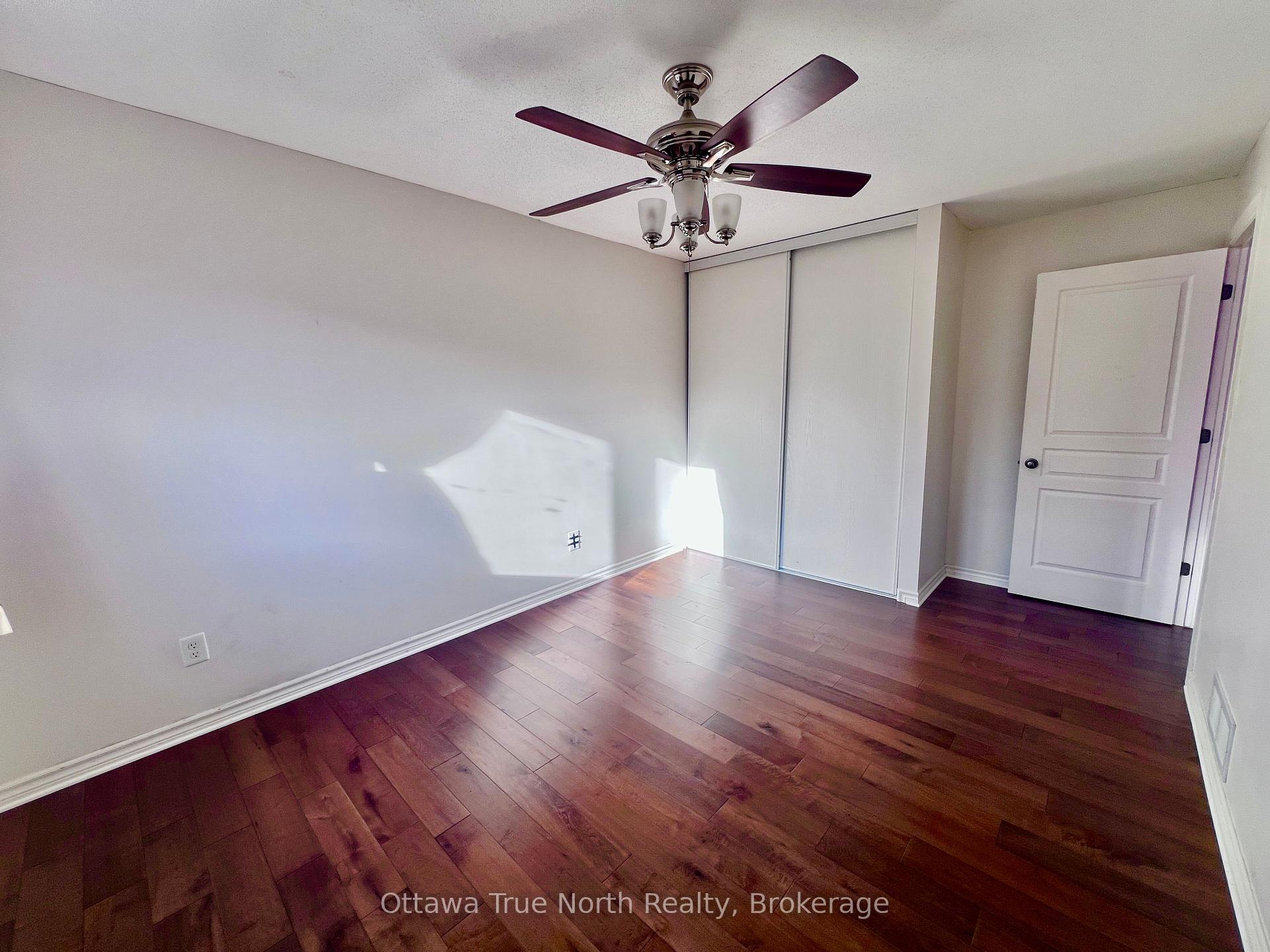 Photo 15 of 459 Celtic Ridge Crescent, Ottawa, Kanata - Morgan's Grant/South March — HOMEH