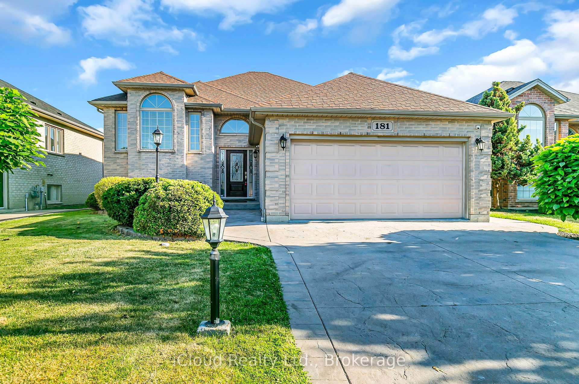 Front of 181 Rockhaven Drive