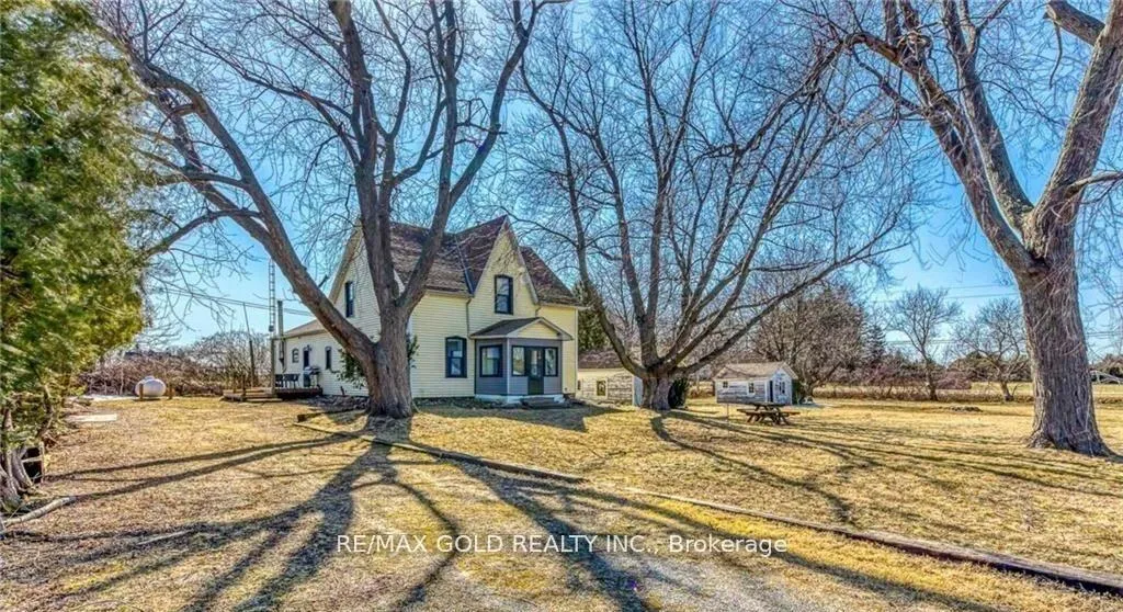 Photo 1 of 3590 Lakeshore Road, Lincoln, Lincoln-Jordan/Vineland — HOMEH