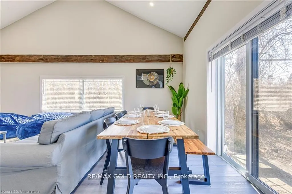 Photo 10 of 3590 Lakeshore Road, Lincoln, Lincoln-Jordan/Vineland — HOMEH