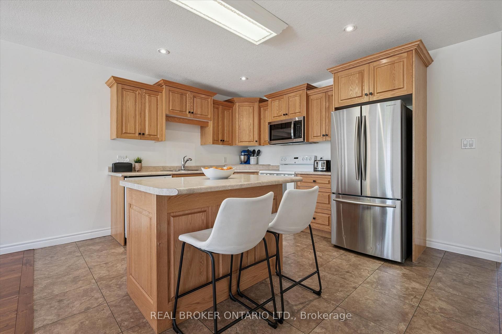 Photo 5 of 12 Caroline Street, Mapleton, Rural Mapleton — HOMEH