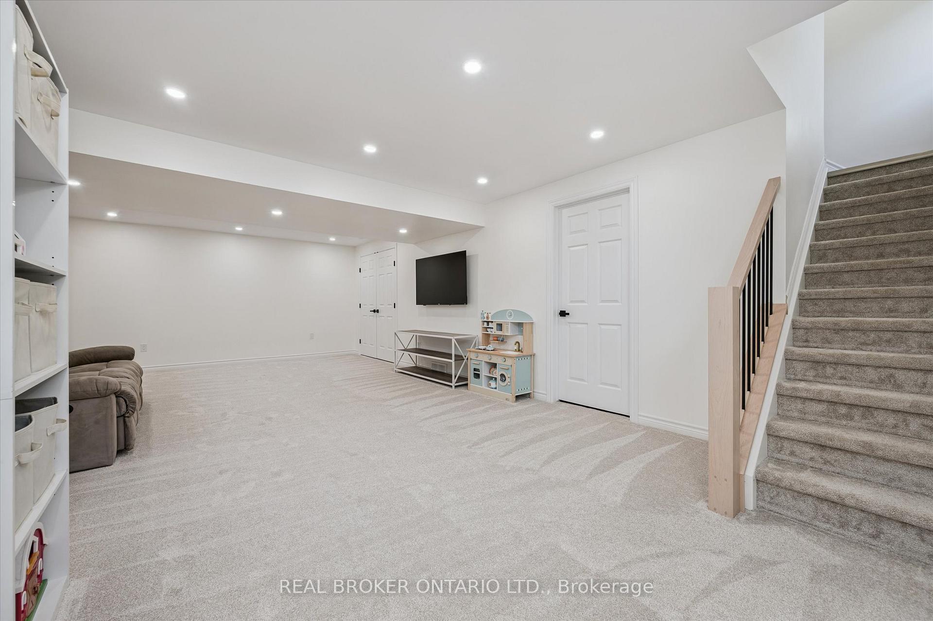Photo 23 of 12 Caroline Street, Mapleton, Rural Mapleton — HOMEH