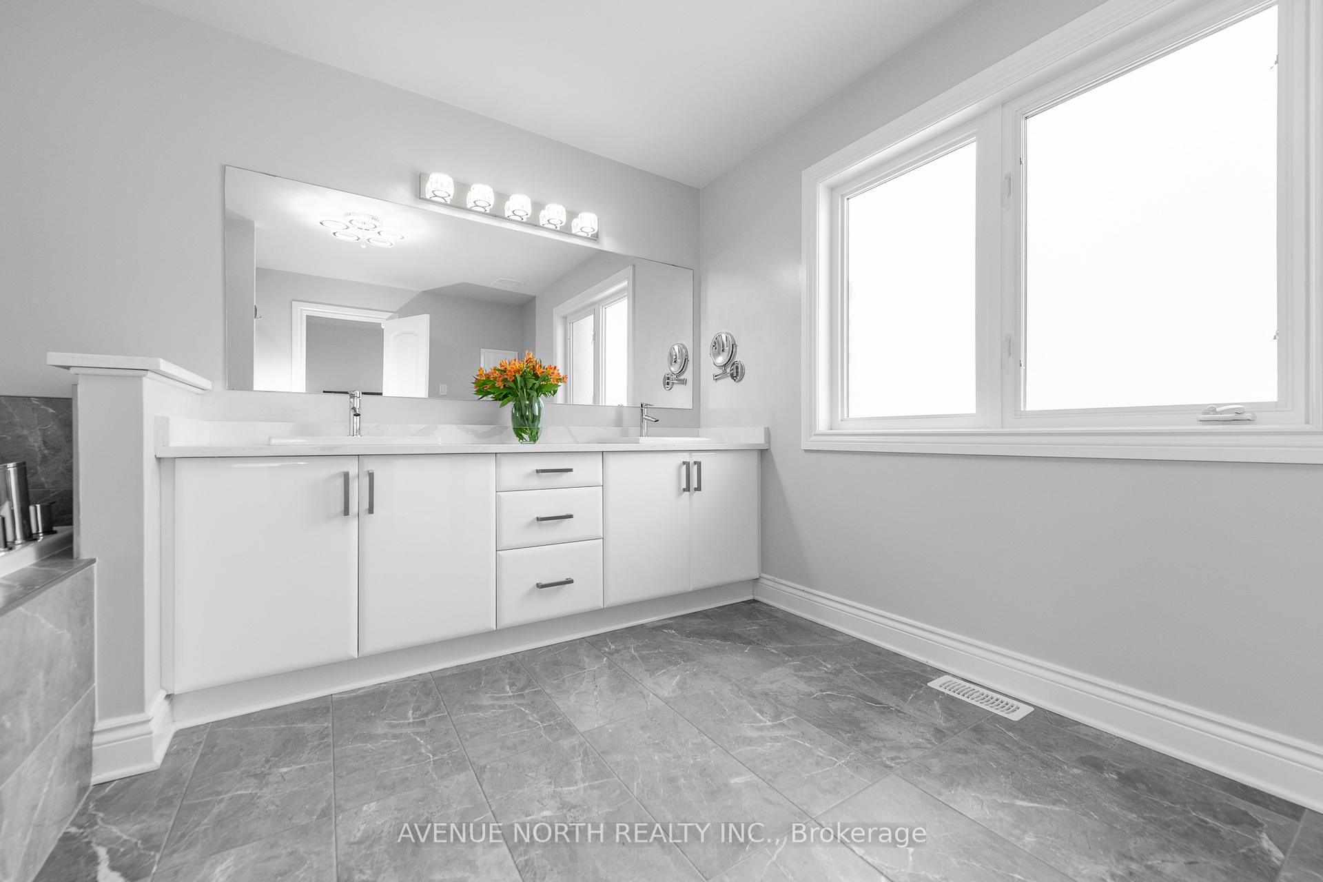 Photo 21 of 801 Shasta Street, Ottawa, Leitrim — HOMEH