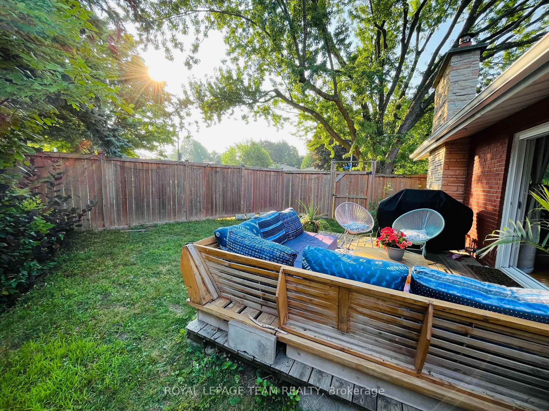 Photo 29 of 2071 Benjamin Avenue, Ottawa, McKellar Heights/Glabar Park — HOMEH