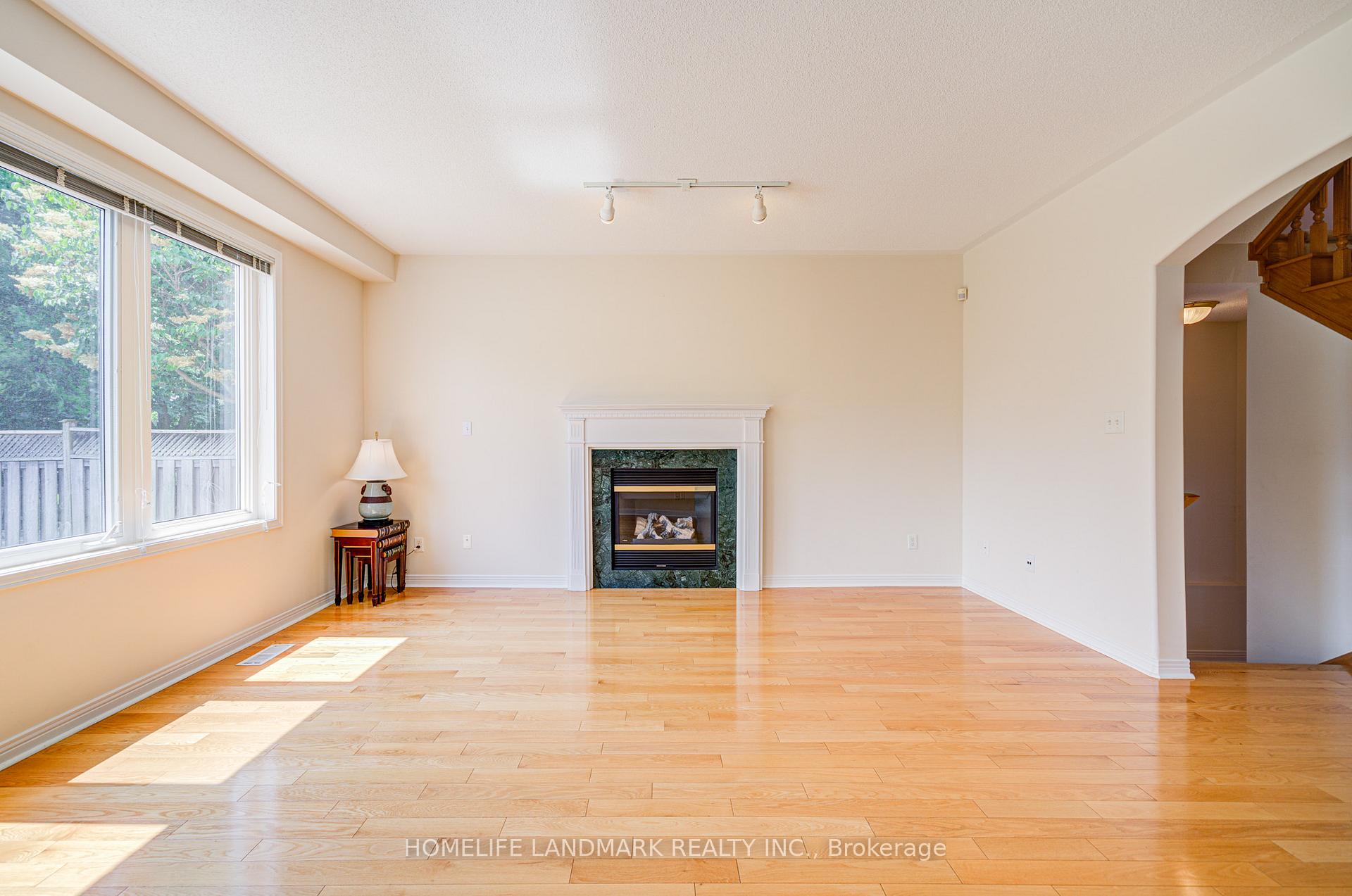 Photo 22 of 3 Burndenford Crescent, Markham, Unionville — HOMEH