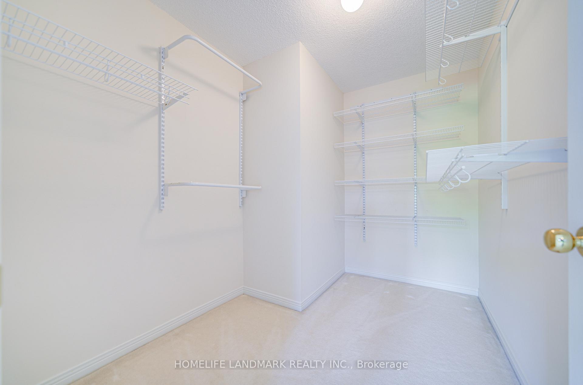 Photo 37 of 3 Burndenford Crescent, Markham, Unionville — HOMEH