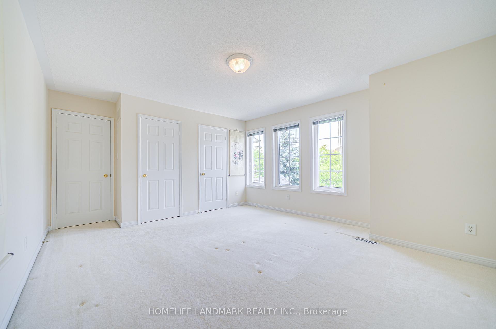 Photo 39 of 3 Burndenford Crescent, Markham, Unionville — HOMEH