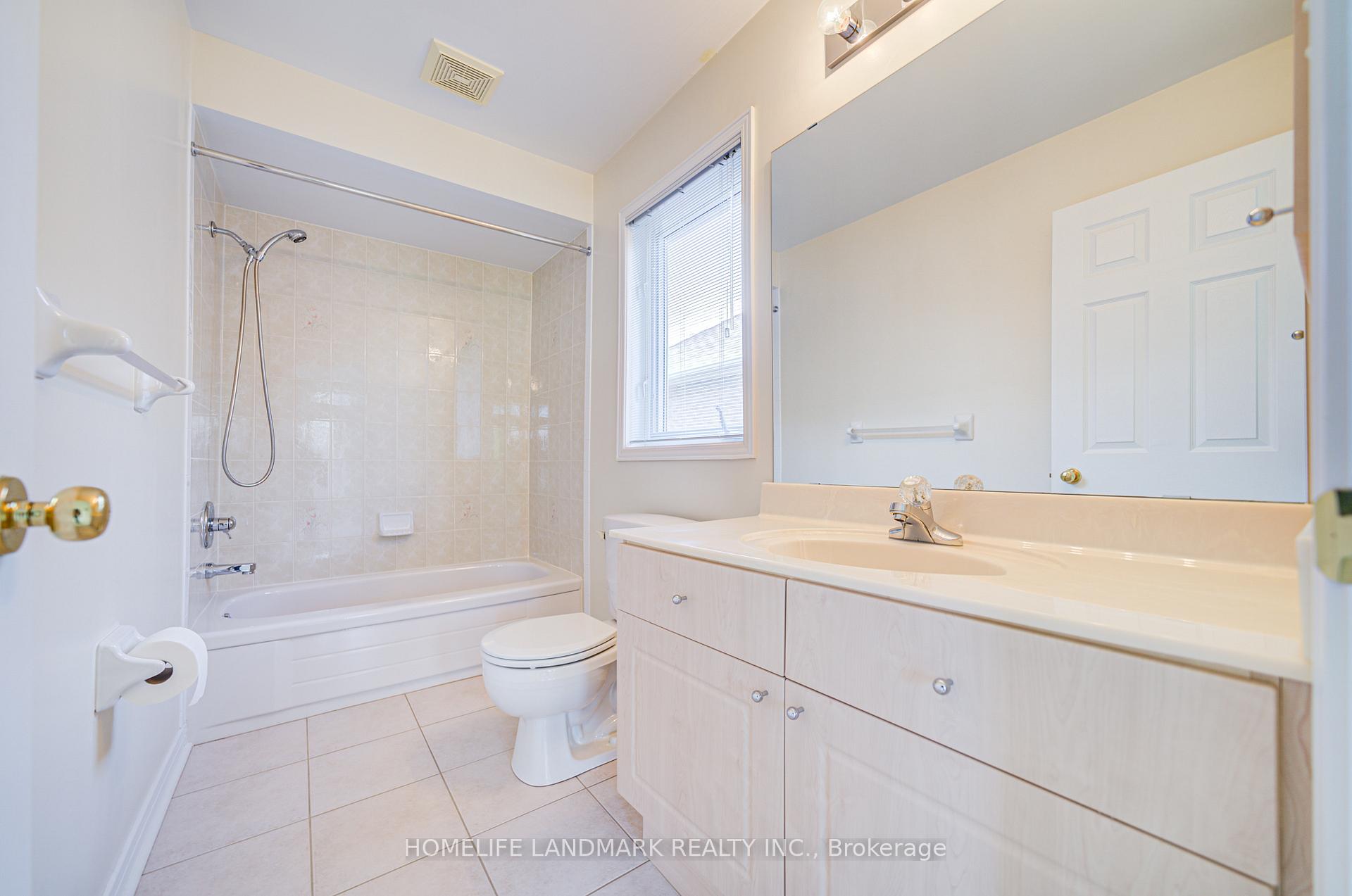 Photo 43 of 3 Burndenford Crescent, Markham, Unionville — HOMEH