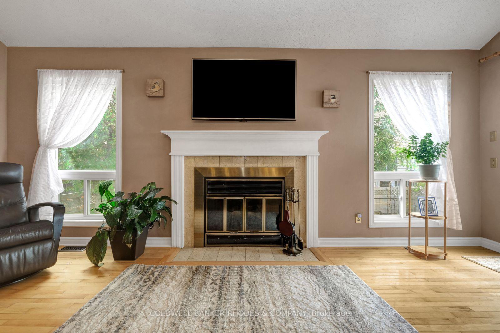 Photo 12 of 12 Bramblegrove Crescent, Ottawa, Hunt Club Park/Greenboro — HOMEH