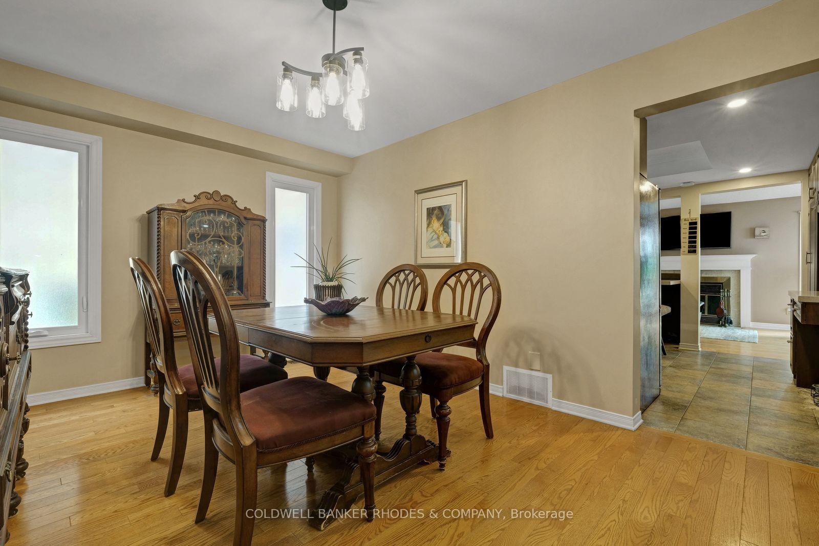 Photo 14 of 12 Bramblegrove Crescent, Ottawa, Hunt Club Park/Greenboro — HOMEH