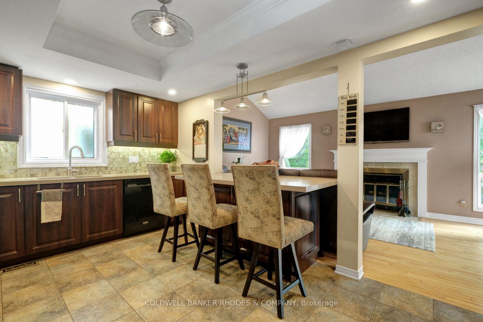 Photo 20 of 12 Bramblegrove Crescent, Ottawa, Hunt Club Park/Greenboro — HOMEH