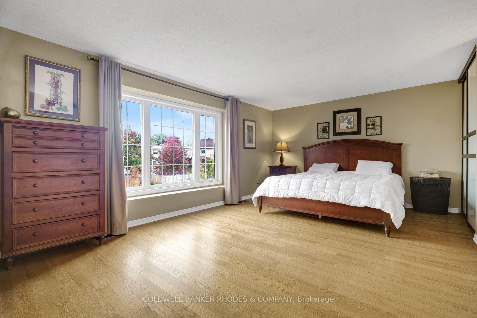 Photo 23 of 12 Bramblegrove Crescent, Ottawa, Hunt Club Park/Greenboro — HOMEH