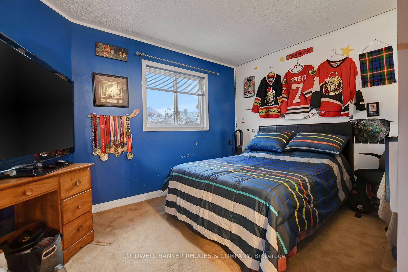 Photo 31 of 12 Bramblegrove Crescent, Ottawa, Hunt Club Park/Greenboro — HOMEH