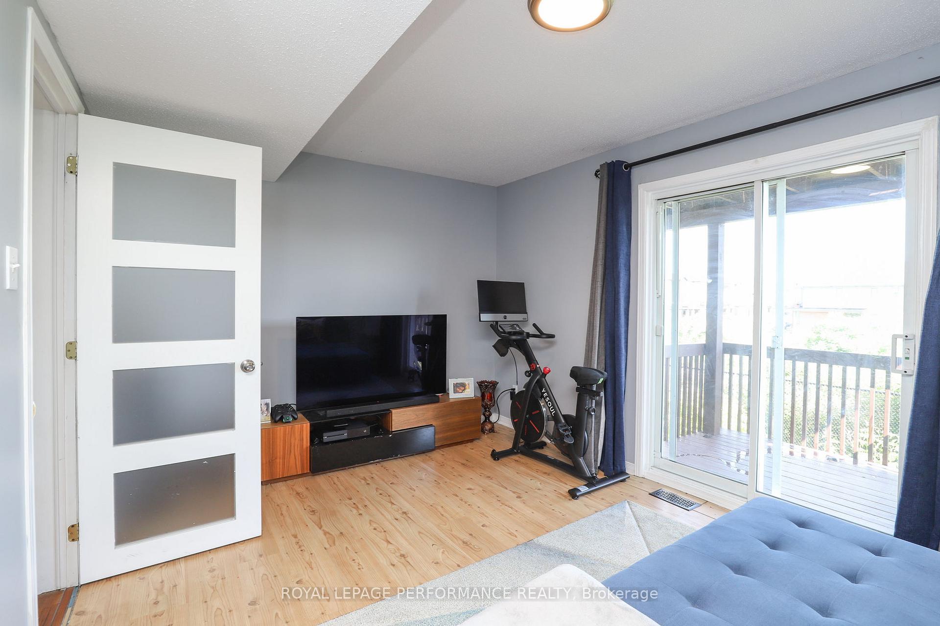 Photo 6 of 27 Drayton Private, Ottawa, CFB Rockcliffe and Area — HOMEH