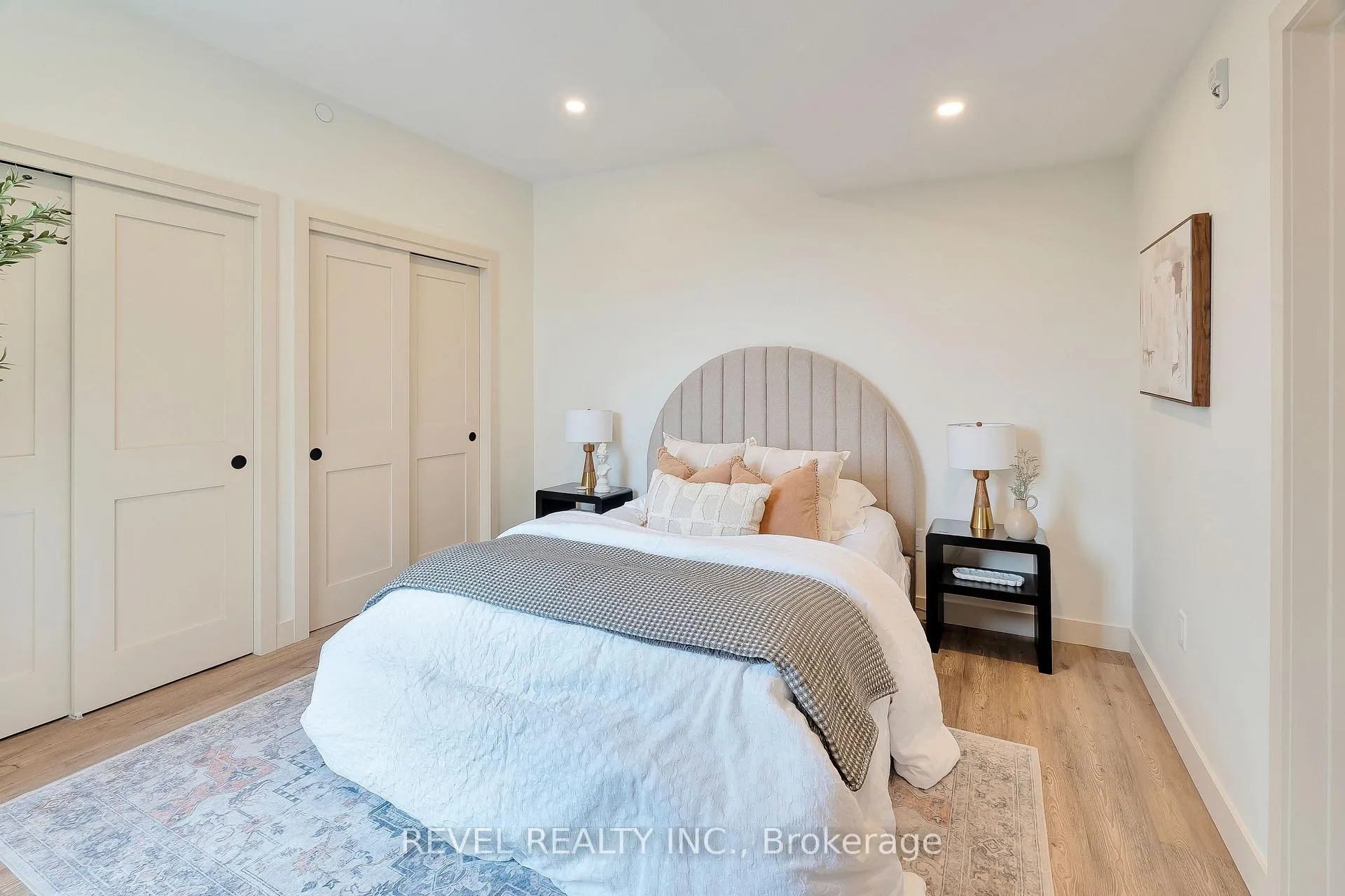 Photo 6 of Unit 202, 4390 Hillview Drive, Lincoln, Beamsville — HOMEH
