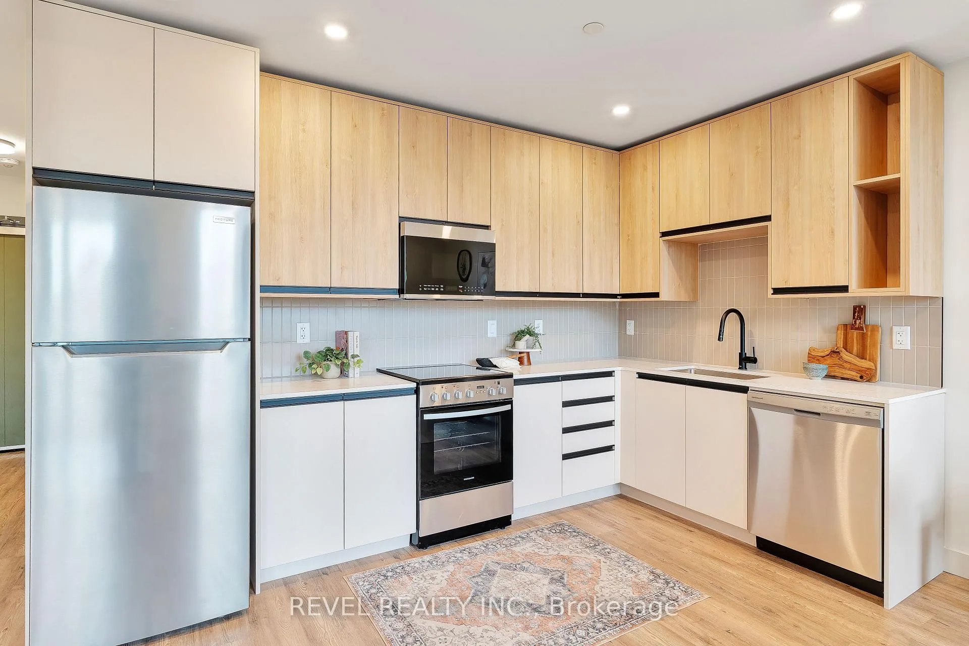 Photo 11 of Unit 202, 4390 Hillview Drive, Lincoln, Beamsville — HOMEH