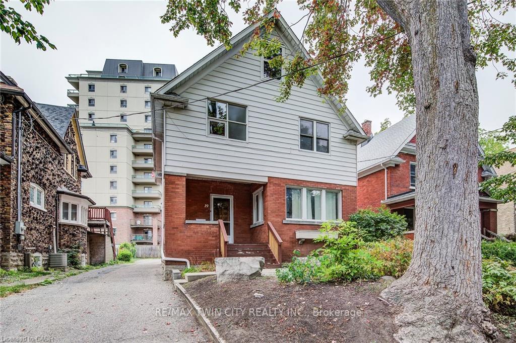 Photo 2 of 19 Schneider Avenue, Kitchener — HOMEH