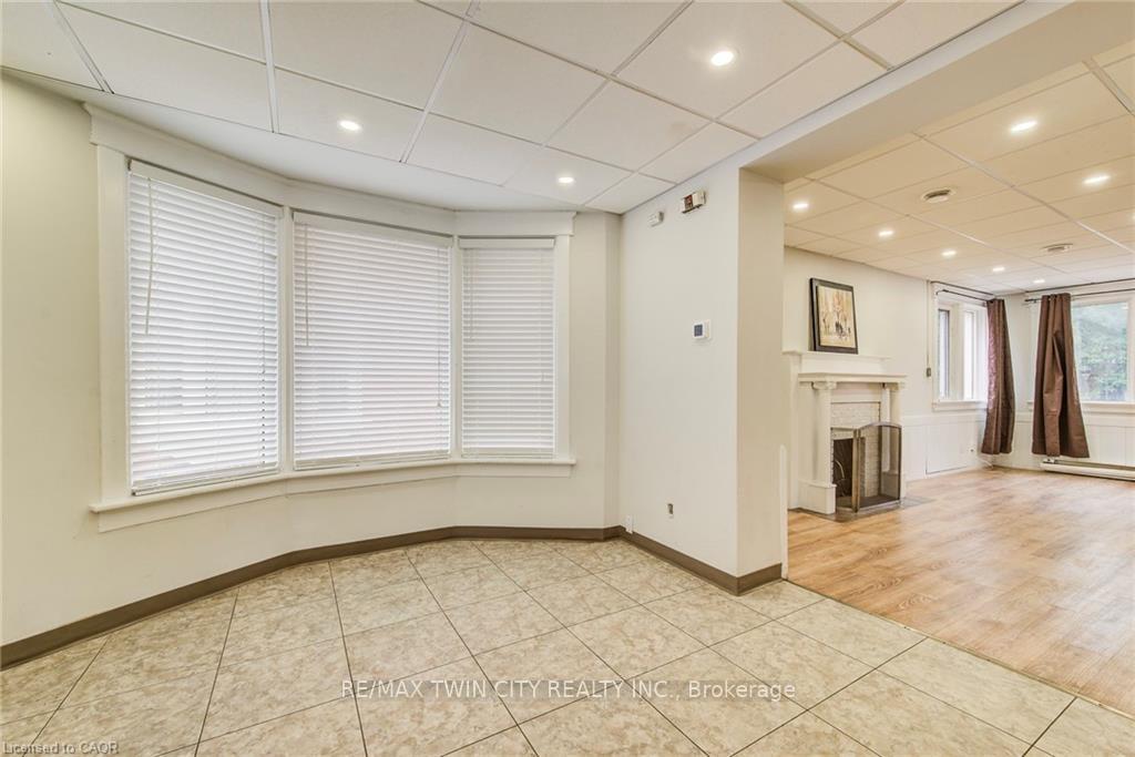 Photo 8 of 19 Schneider Avenue, Kitchener — HOMEH