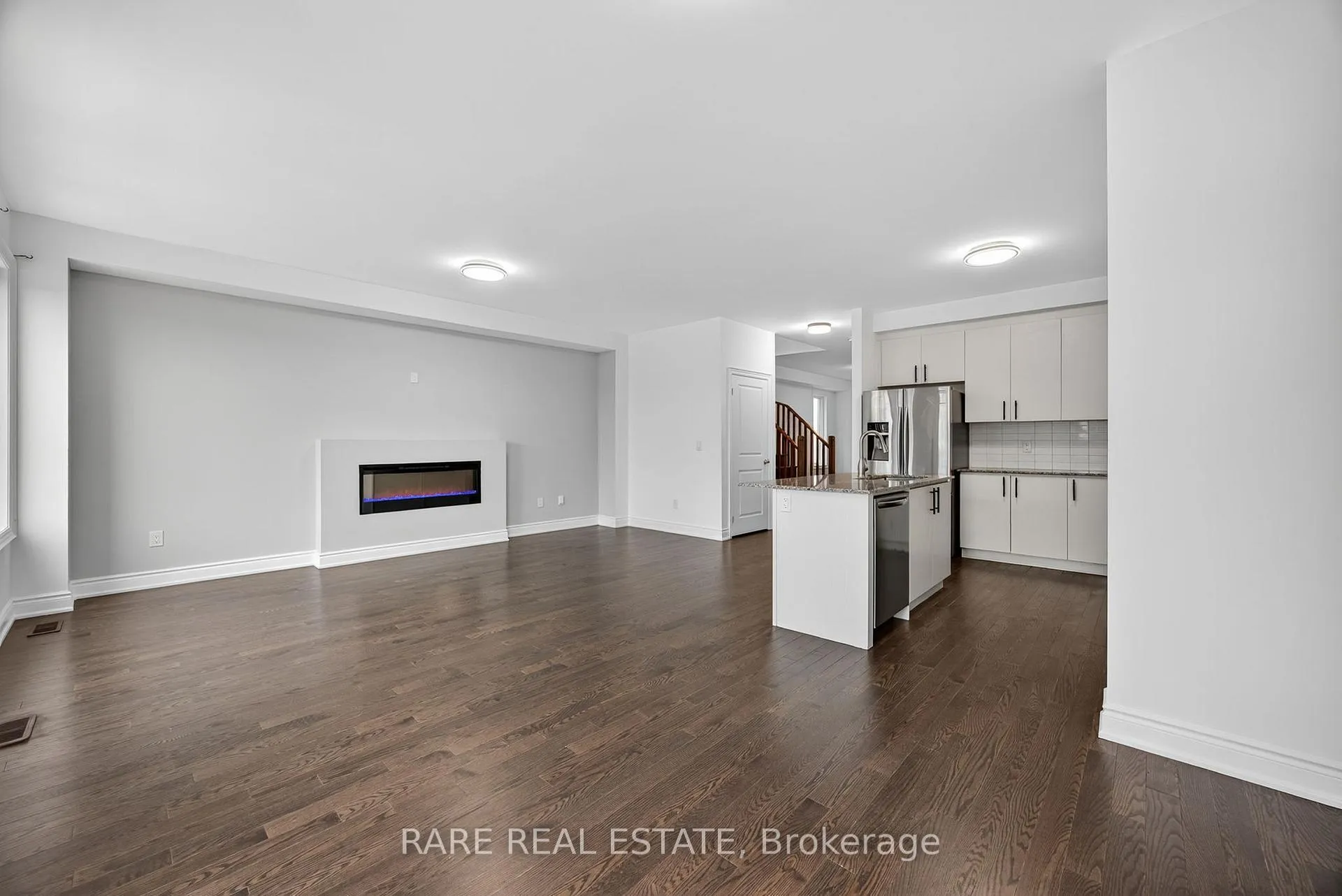 Photo 11 of 2131 Wilson Street, Innisfil, Alcona — HOMEH