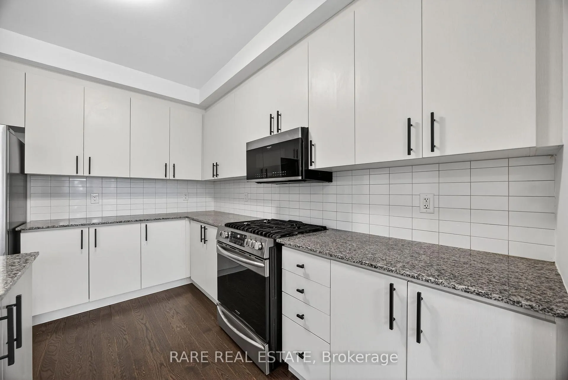 Photo 13 of 2131 Wilson Street, Innisfil, Alcona — HOMEH