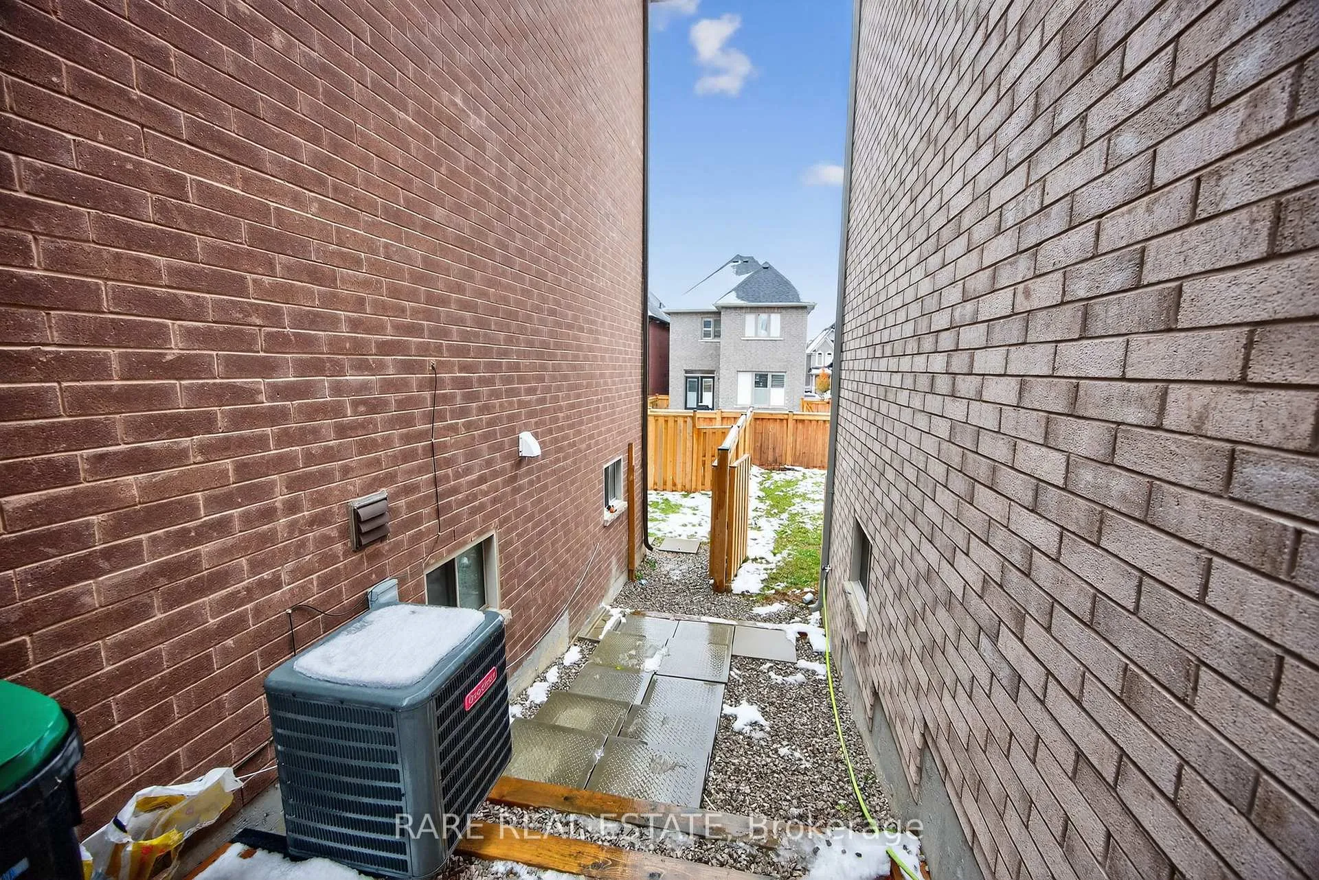Photo 36 of 2131 Wilson Street, Innisfil, Alcona — HOMEH