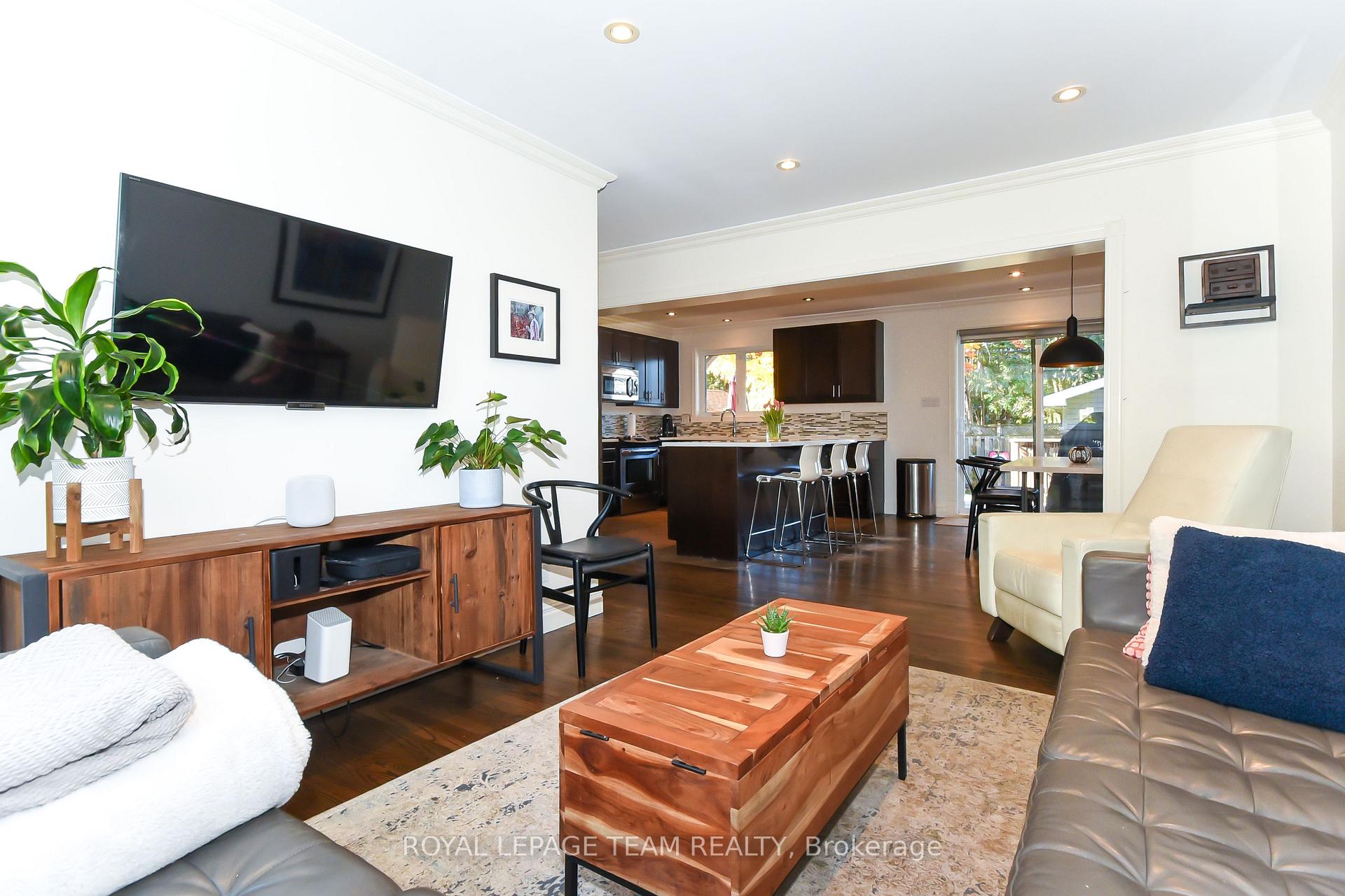 Photo 19 of 902 Broadview Avenue, Ottawa, McKellar Heights — HOMEH