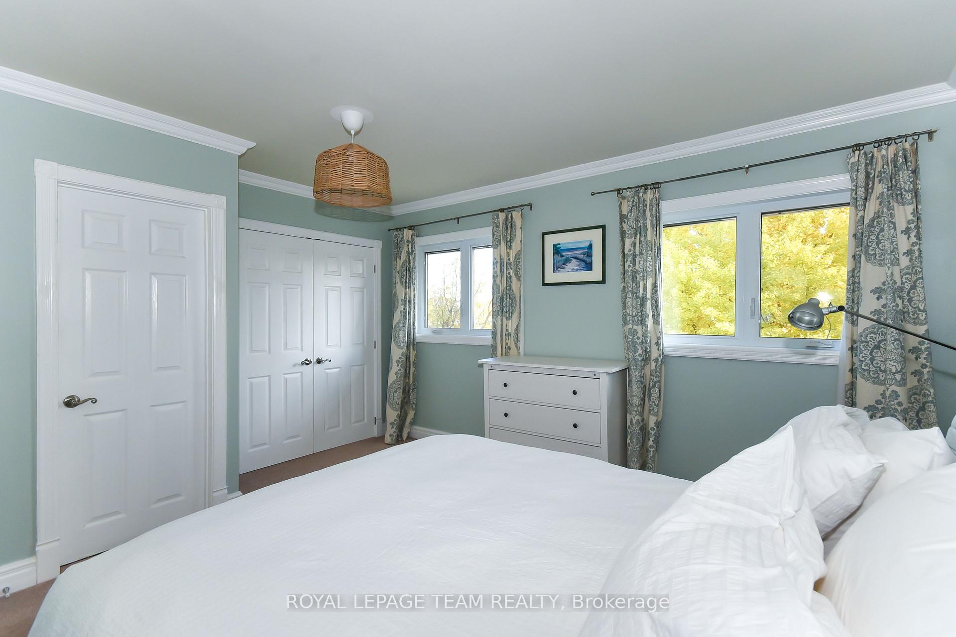 Photo 20 of 902 Broadview Avenue, Ottawa, McKellar Heights — HOMEH