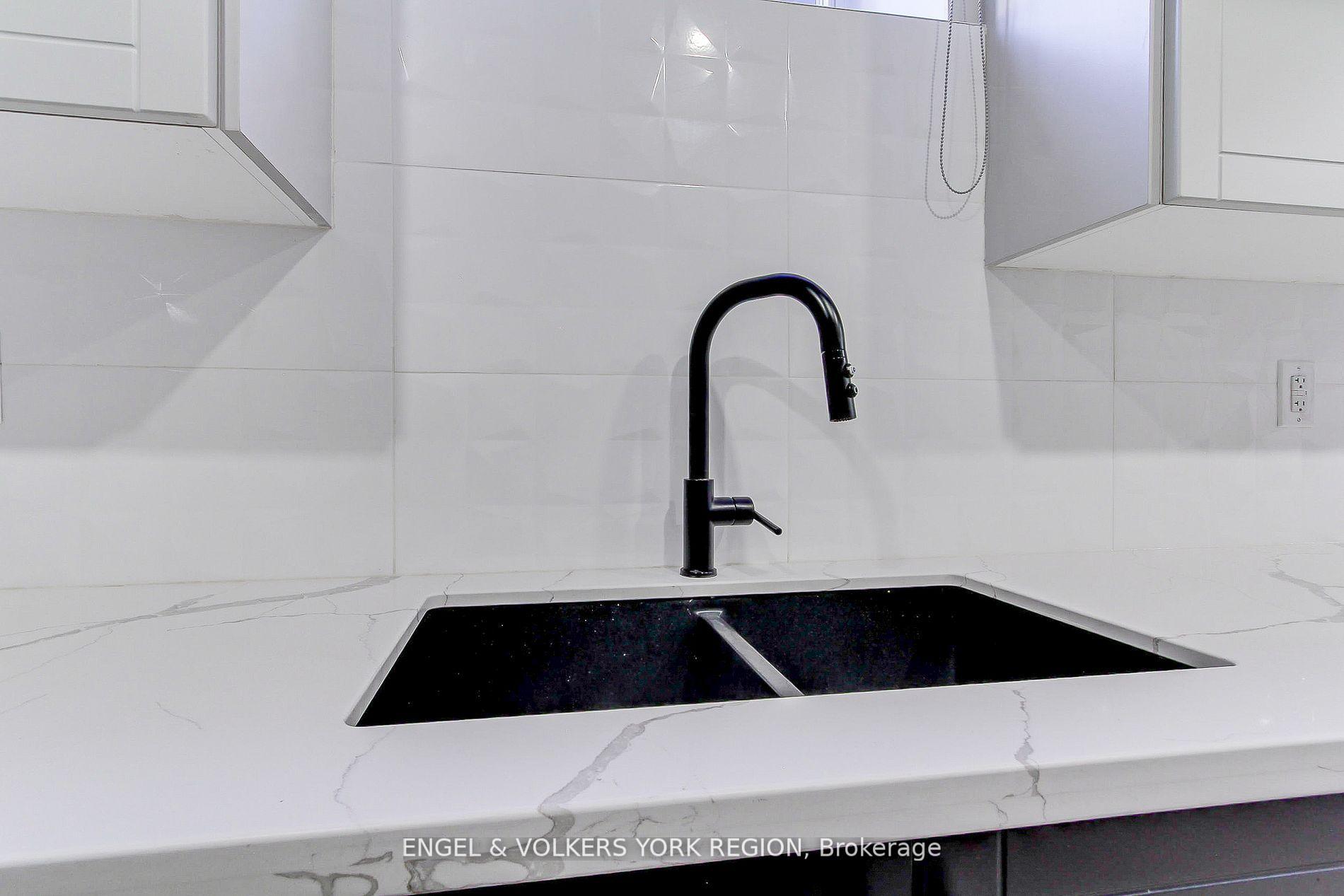 Photo 5 of Unit Bsmt, 4 Valley Point Crescent, King, King City — HOMEH