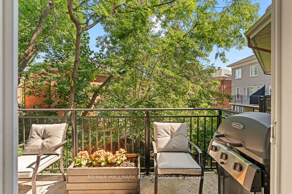 Photo 13 of 15 Georgeton Private, Ottawa, Manor Park — HOMEH