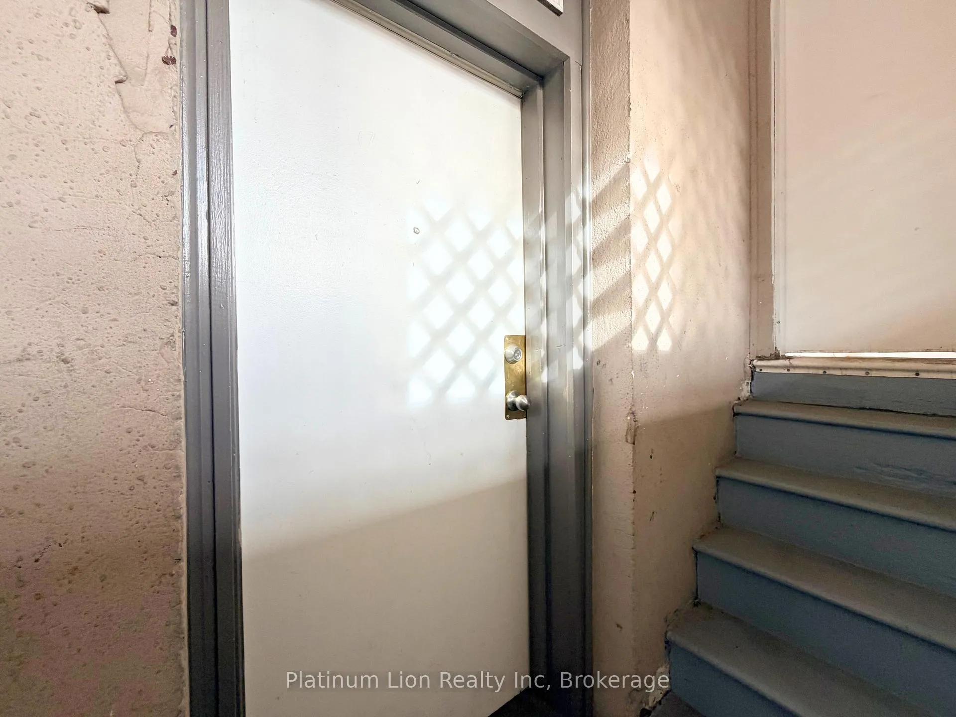 Photo 2 of Unit 6, 117 Park Street S, Hamilton, Durand — HOMEH
