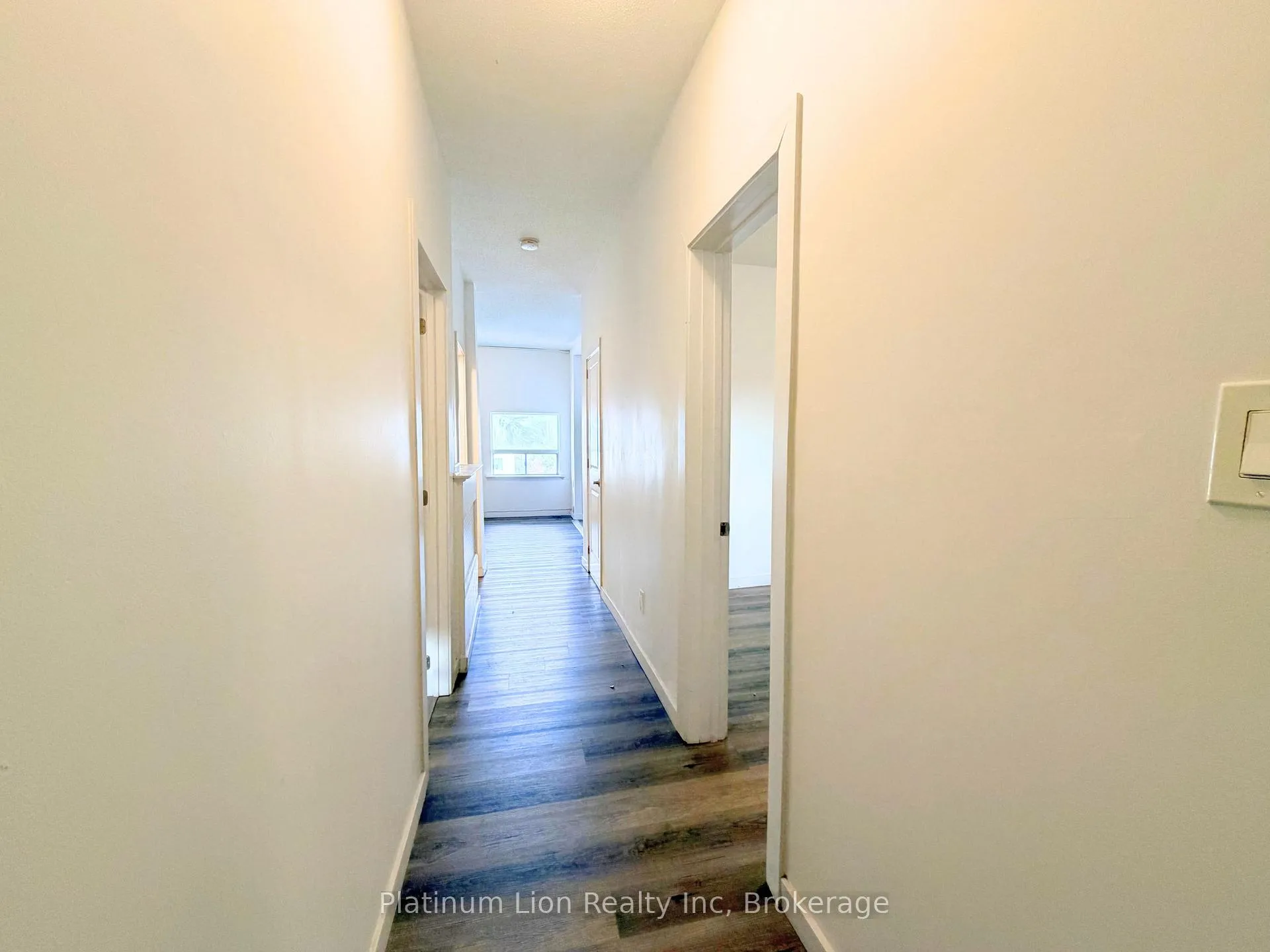 Photo 3 of Unit 6, 117 Park Street S, Hamilton, Durand — HOMEH
