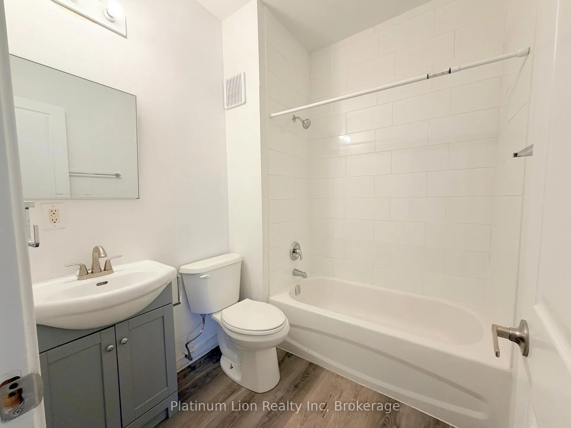 Photo 9 of Unit 6, 117 Park Street S, Hamilton, Durand — HOMEH