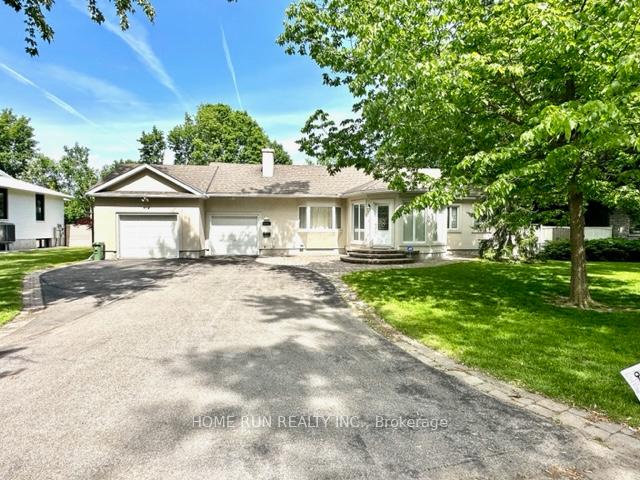 Photo 1 of 881 Killeen Avenue, Ottawa, McKellar Heights/Glabar Park — HOMEH