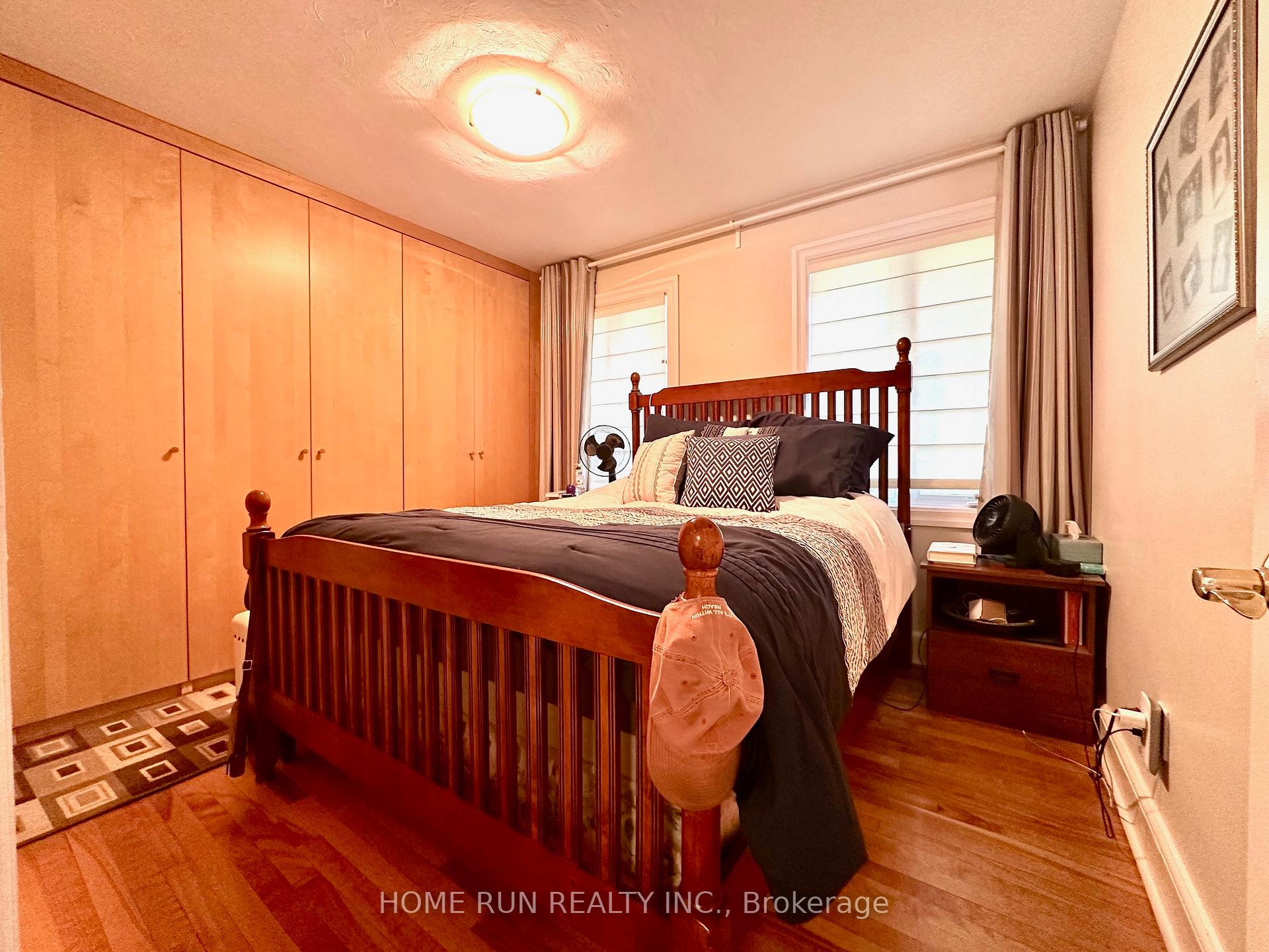 Photo 9 of 881 Killeen Avenue, Ottawa, McKellar Heights/Glabar Park — HOMEH
