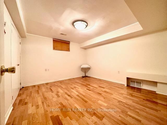 Photo 13 of 881 Killeen Avenue, Ottawa, McKellar Heights/Glabar Park — HOMEH