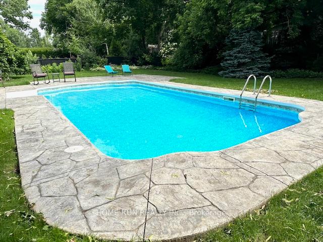 Photo 18 of 881 Killeen Avenue, Ottawa, McKellar Heights/Glabar Park — HOMEH