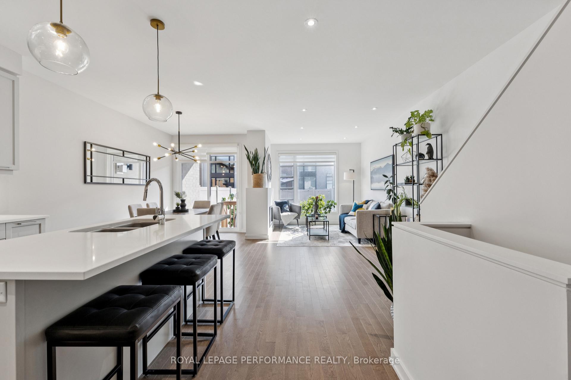 Photo 5 of 213 Pisces Terrace, Ottawa, Leitrim — HOMEH
