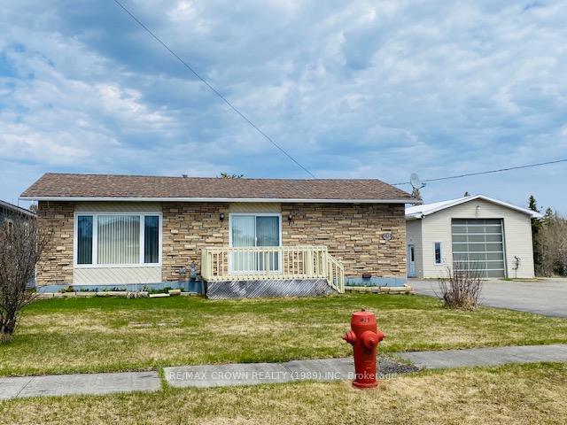 Photo 1 of 132 Melrose Avenue, Mattice-Val Cote — HOMEH