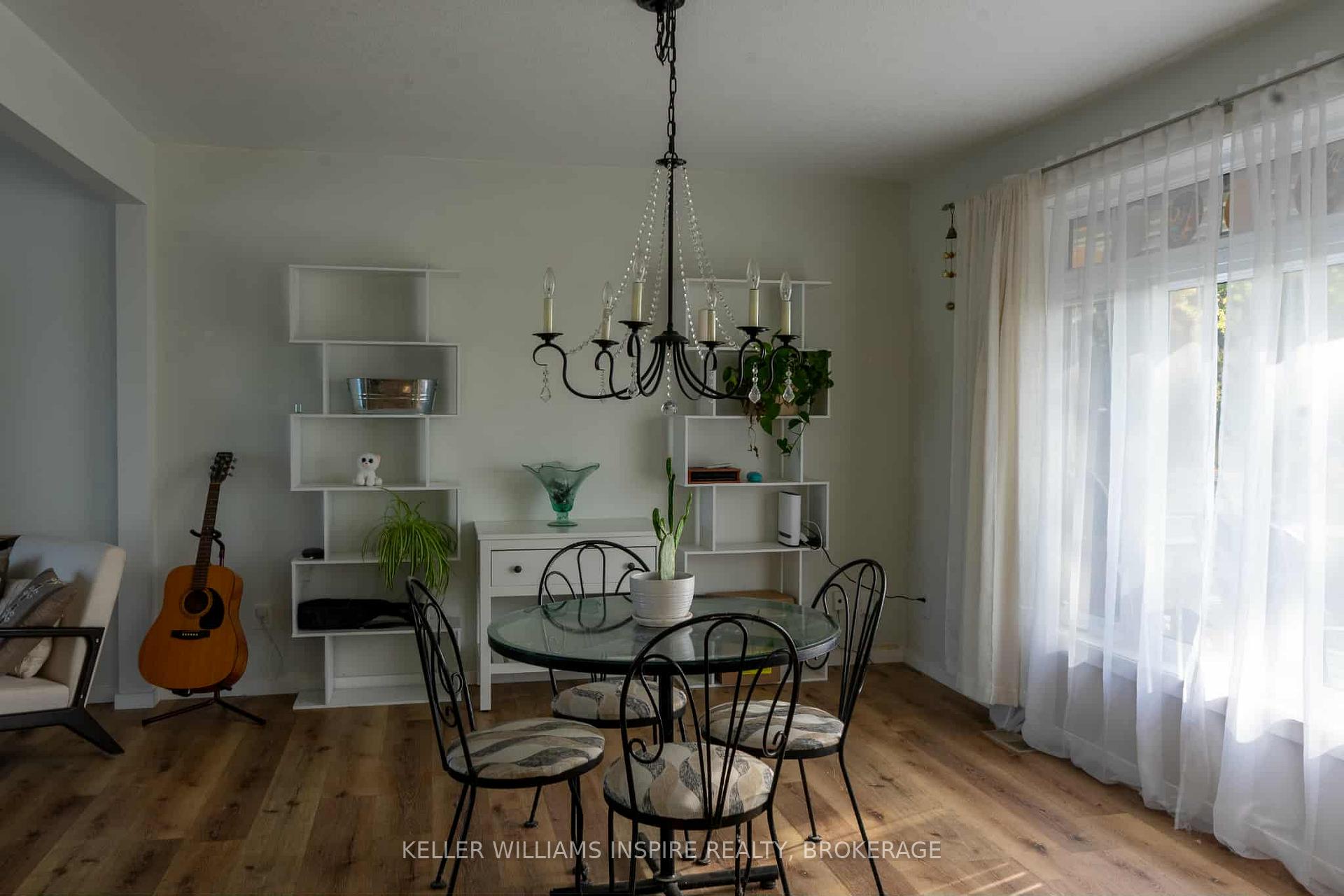 Photo 3 of 1011 Lucas Road, Loyalist, Lennox and Addington - South — HOMEH